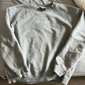 Nike “just do it” crewneck